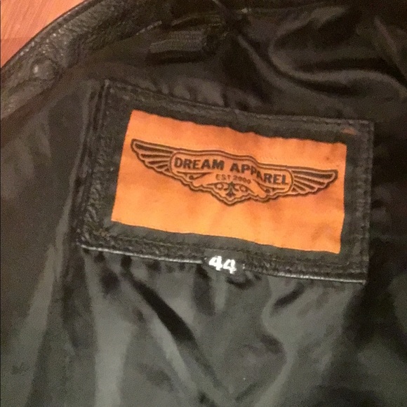 Leather jacket - Picture 3 of 4